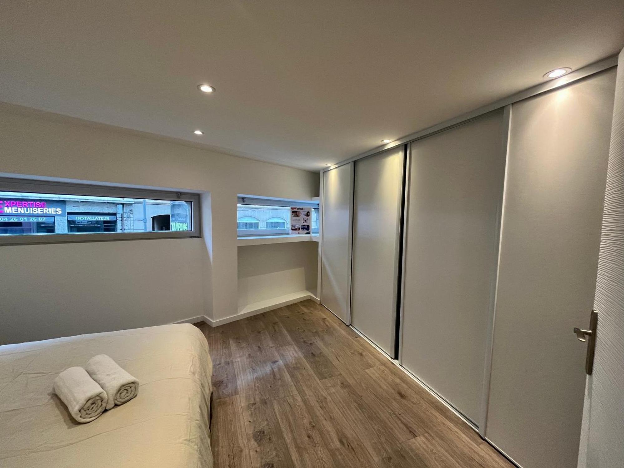 Apartment Mael - Check In H24 - Wifi Lyon